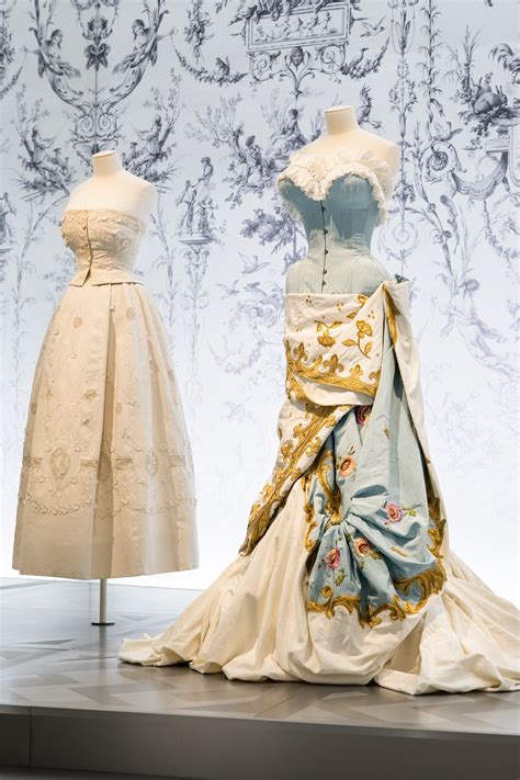 christian dior style description|Christian Dior famous designs.